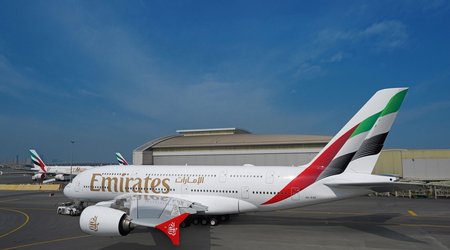 "Emirates Hava Yolları” uçuş cədvəlini bərpa edib