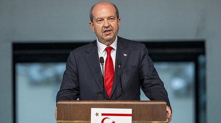 Ersin Tatar Azərbaycana gəlir
