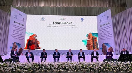 Азербайджан представлен на международном форуме в Узбекистане