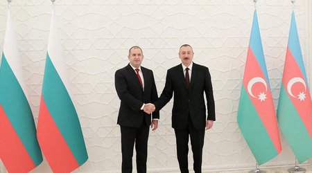 Bolqarstan prezidenti Azərbaycana rəsmi səfərə gəlib