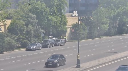 Из-за пожара на одной из улиц в Хатаинском районе Баку ограничено движение транспорта