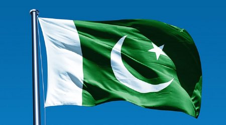 Pakistan declares day of mourning to honor Iran president