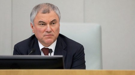 Russian State Duma speaker arrives in Tehran