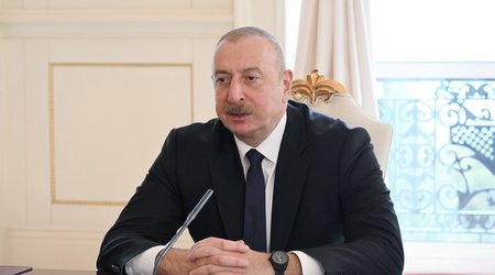 Ильхам Алиев: Объем товарооборота с Таджикистаном нас не удовлетворяет