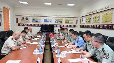 Китайская делегация обсудила в Баку перспективы развития военного сотрудничества