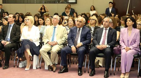 Yelo Bank-ın dəstəyi ilə “Eko Dilçilik” beynəlxalq forumu keçirilib