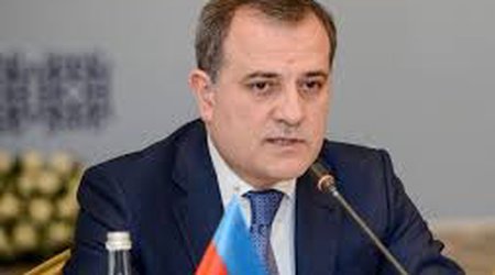 Джейхун Байрамов встретился с замглавы МИД Италии Эдмондо Чириелли