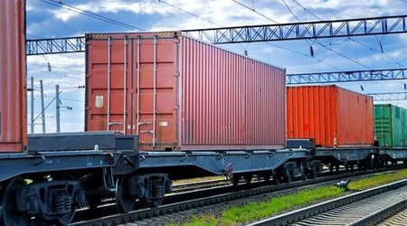 Bu aydan Çinin Sian şəhərindən Bakıya konteyner blok qatarı göndərilir