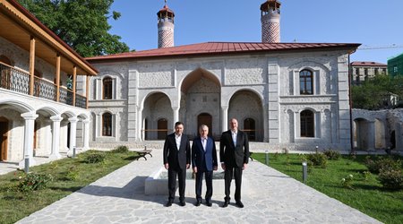 Azərbaycan, Özbəkistan və Qırğızıstan prezidentləri Şuşanı gəziblər - Yenilənib