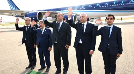 Prezidentlərin Azərbaycana səfəri başa çatıb - Yenilənib