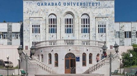 В Карабахском университете объявлена вакансия на должность преподавателя английского языка