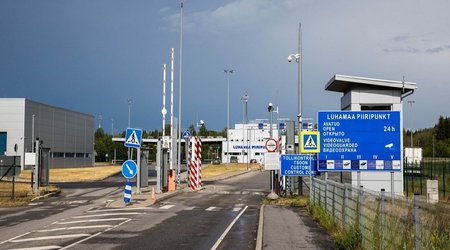 Estoniya Belarus nömrəli avtomobillərin ölkəyə girişini qadağan edib