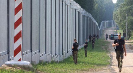 Polşa Rusiya ilə sərhədə zirehli texnika və dronlar yerləşdirəcək