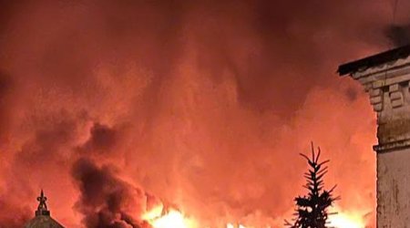 Пожар в Курской области после атаки беспилотника