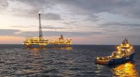 BP sosial layihələrə xərclərini 2 dəfə azaldıb