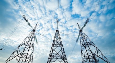 Azərbaycan elektrik enerjisinin idxalını 29%-dək azaldıb