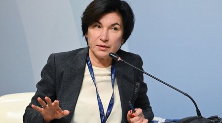 Путин назначил Ираду Зейналову послом