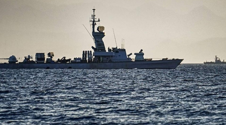 ВМС Великобритании сообщили об инциденте в Красном море