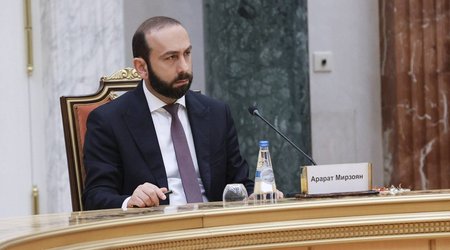 FM: Control over checkpoint with Iran to pass to Armenia from 2025