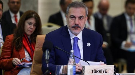 Netanyahu İranı müharibəyə cəlb etməyə çalışır- Hakan Fidan