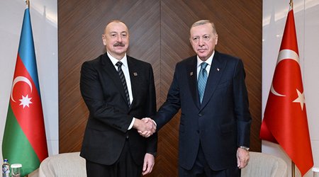 İlham Əliyevin Ərdoğanla görüşü başladı - Yenilənir