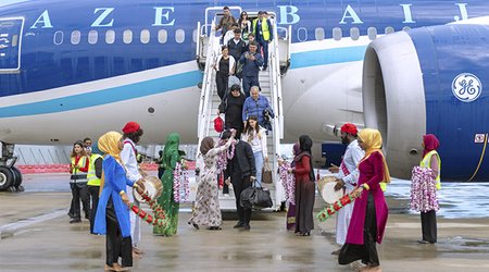 AZAL выполнил первый рейс из Баку на Мальдивские острова