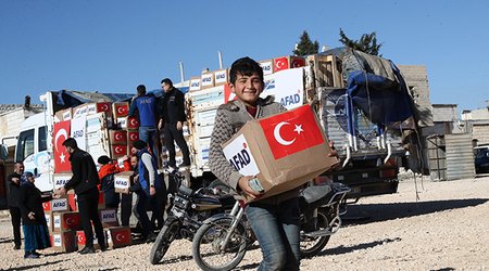 Türkiyə Suriyaya humanitar yardım göndərib