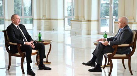 Əliyev “Rossiya Seqodnya" Beynəlxalq İnformasiya Agentliyinə müsahibə verib