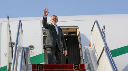İran prezidenti Misirə gedib