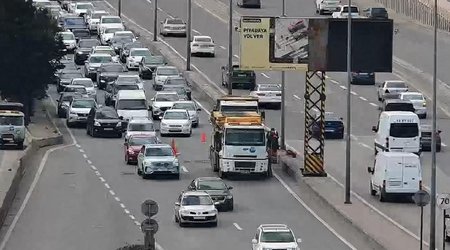 В Баку в направлении станции метро "Кёроглу" затруднено движение транспорта