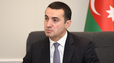 Айхан Гаджизаде назвал фейком тиражируемое от его имени "заявление МИД" о причинах крушения самолета AZAL