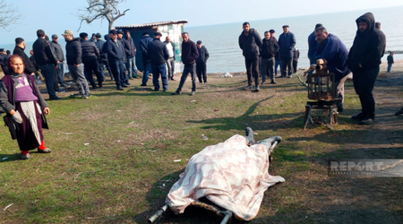 Найдено тело одного из пропавших в Каспийском море рыбаков