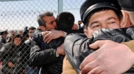 Deputat təklif edir ki, 28 maya qədər amnistiya aktı hazırlansın