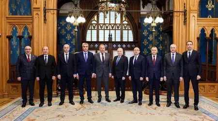 Lavrov MDB ölkələrinin səfirləri ilə görüşüb