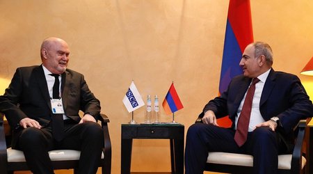 Paşinyan ATƏT Baş katibi ilə görüşüb