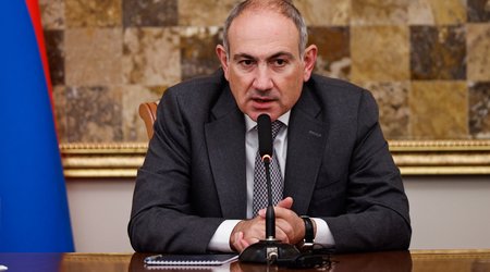 Paşinyan yeni konstitusiyanın qəbul edilməsinin zəruriliyini bəyan edib
