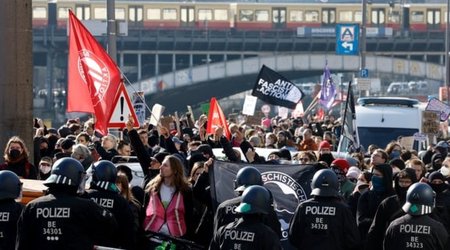Националисты вышли на митинг в Берлине