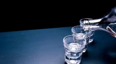 В Баку арестовали производителя смертельного спирта