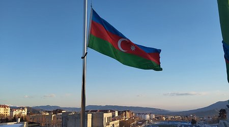 Qarabağın 3 rayonunda bayraqlar yarıyadək endirilib