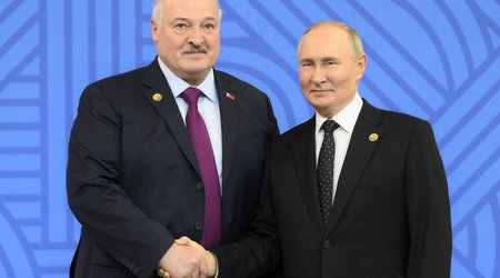 Lukaşenko Putinlə danışıqlar aparmaq üçün Rusiyaya səfər edəcək
