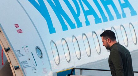 Зеленский вылетел в Лондон