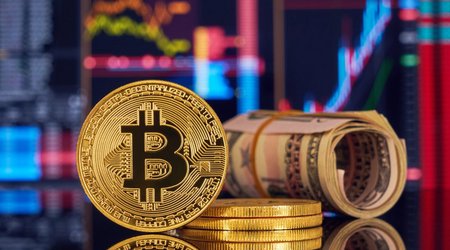 Стоимость биткойна снижалась на 10%