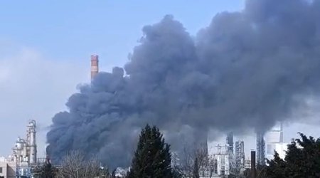 Пожар на территории НПЗ в Баку локализован