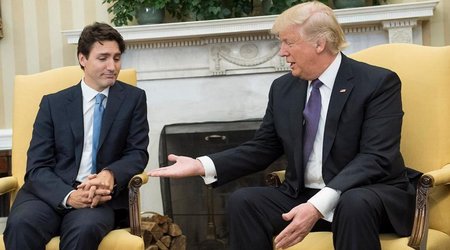 СМИ: Трамп провел телефонный разговор с Трюдо