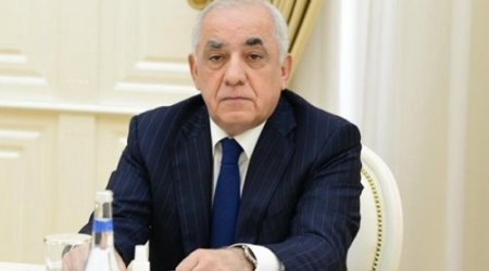 Baş nazir deputatların təkliflərinə cavab verib