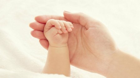 Bərdədə doğuş zamanı ana ölüb, körpəsi sağ qalıb