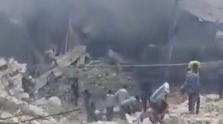Prezidentin korteji partladılıb - Video
