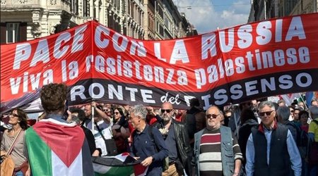 Romada minlərlə insan Avropanın yenidən silahlanmasına etiraz edib