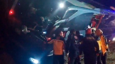 На севере Турции в ДТП с автобусом пострадали 23 человека