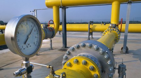 Цена газа на бирже в Европе опустилась ниже $400 впервые с сентября 2024 года